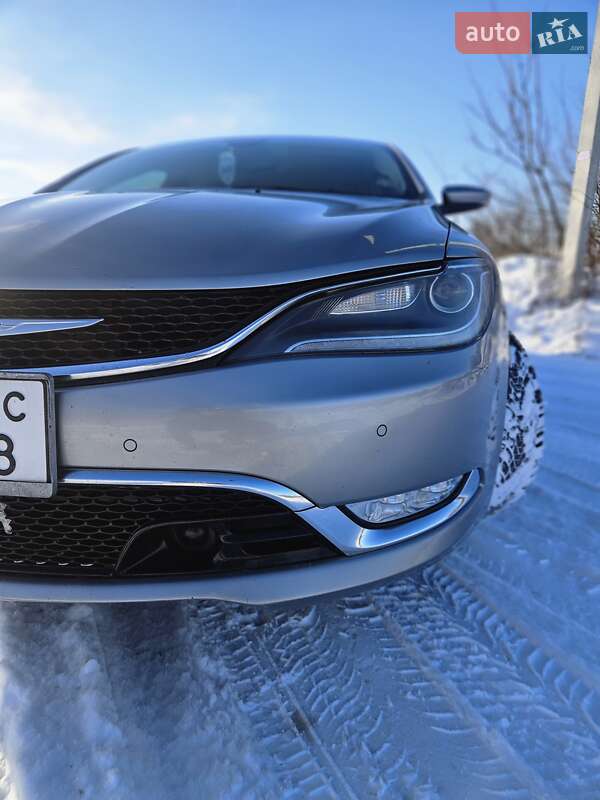 Седан Chrysler 200 2014 в Києві фото 12 Седан Chrysler 200 2014 в Києві