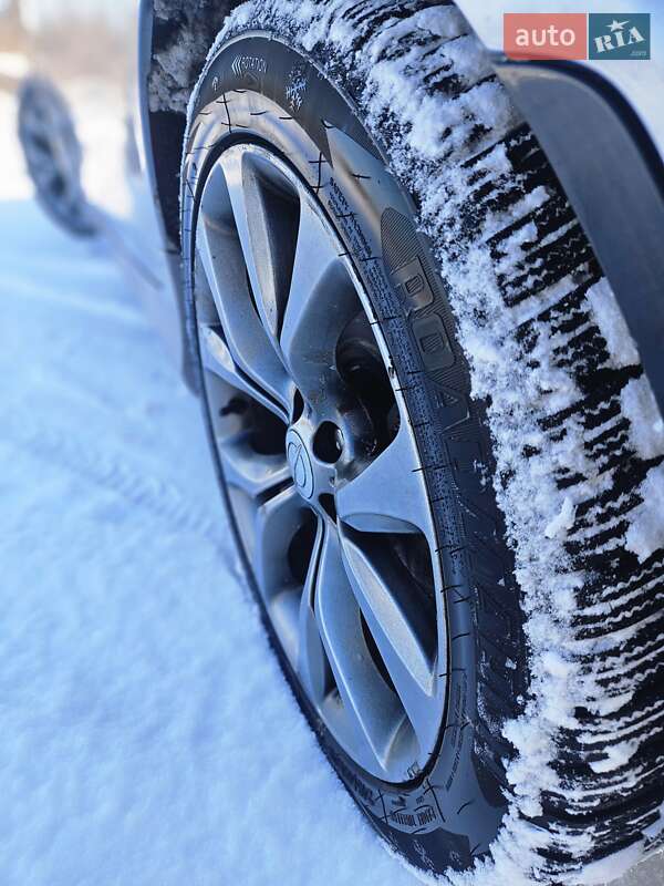 Седан Chrysler 200 2014 в Києві фото 14 Седан Chrysler 200 2014 в Києві