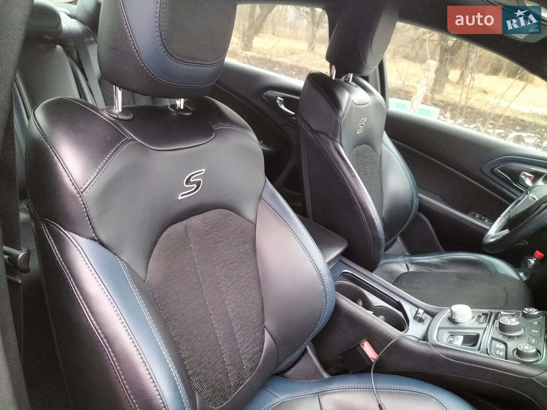 2015 Chrysler 200 - мініатюра 8