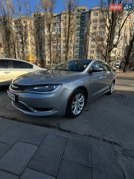 Седан Chrysler 200 2014 в Каменском