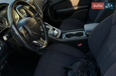 Седан Chrysler 200 2014 в Кам'янському