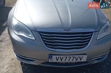 Седан Chrysler 200 2013 в Тернополі
