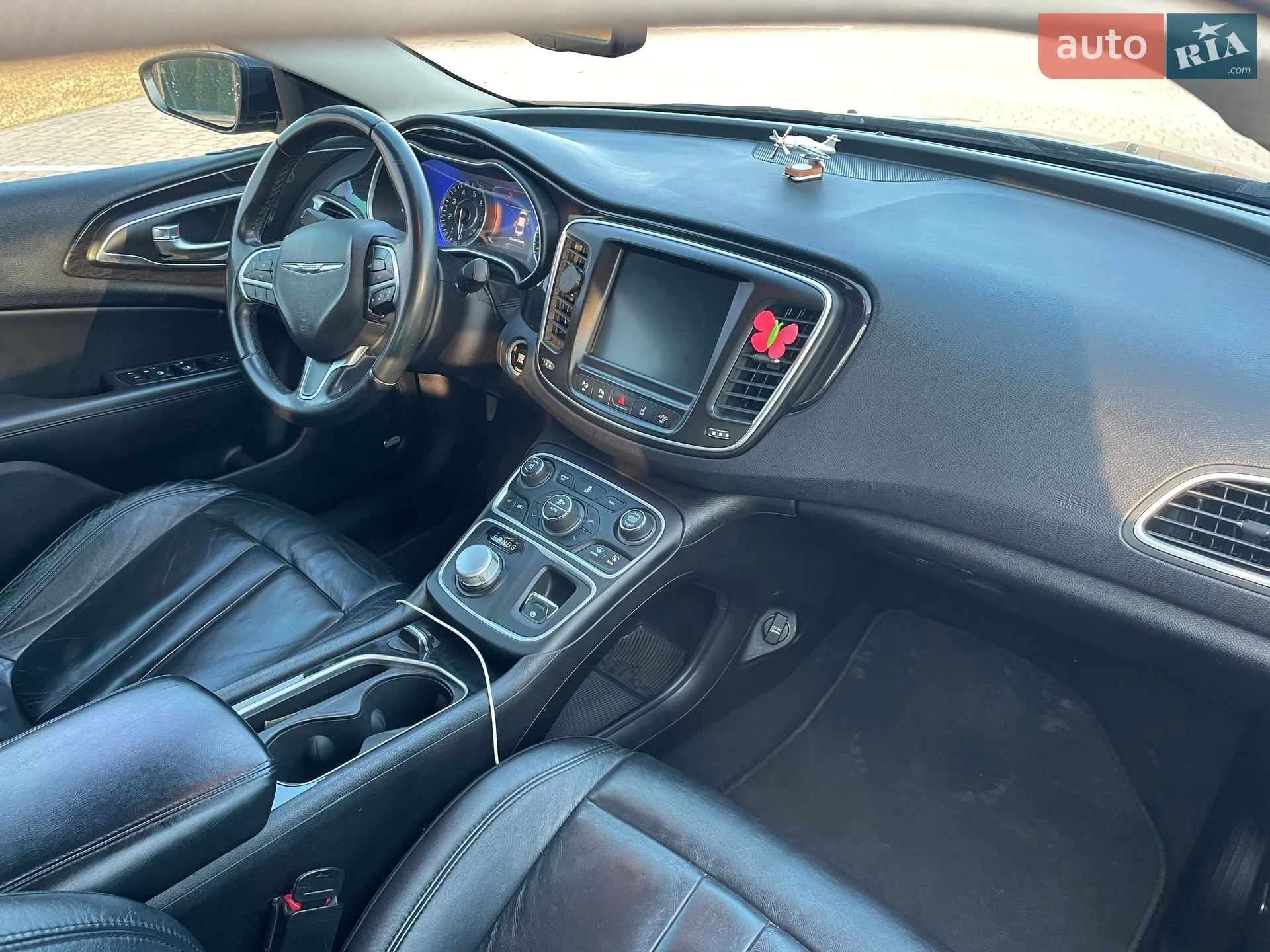 2014 Chrysler 200 - мініатюра 26