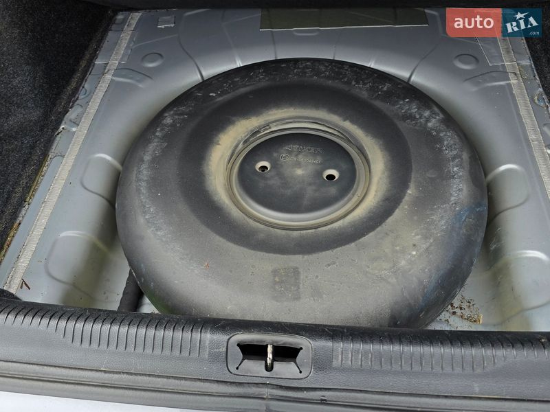 Седан Chrysler 200 2016 в Киеве