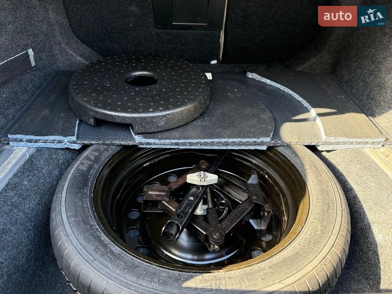 Седан Chrysler 200 2014 в Киеве фото 19 Седан Chrysler 200 2014 в Киеве