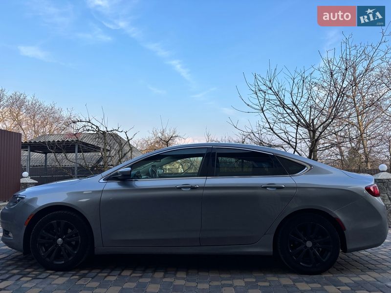 Седан Chrysler 200 2016 в Киеве фото 12 Седан Chrysler 200 2016 в Киеве