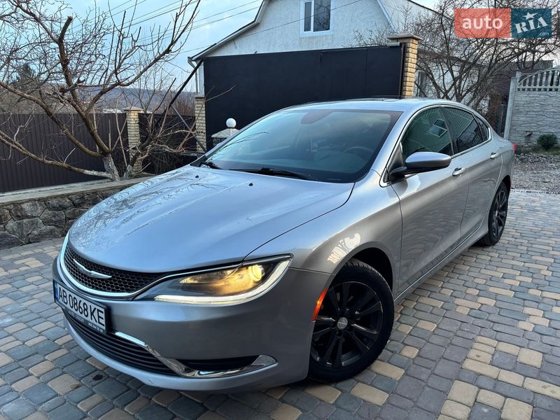 Седан Chrysler 200 2016 в Киеве фото 36 Седан Chrysler 200 2016 в Киеве