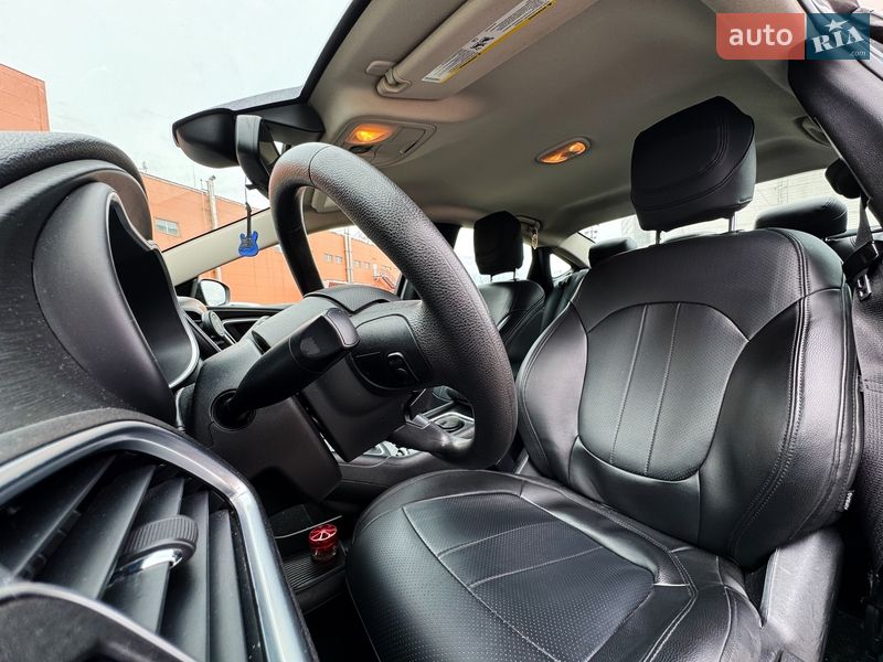 Седан Chrysler 200 2014 в Киеве фото 12 Седан Chrysler 200 2014 в Киеве