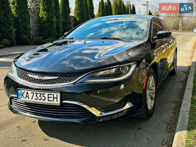 Седан Chrysler 200 2015 в Киеве фото Седан Chrysler 200 2015 в Киеве