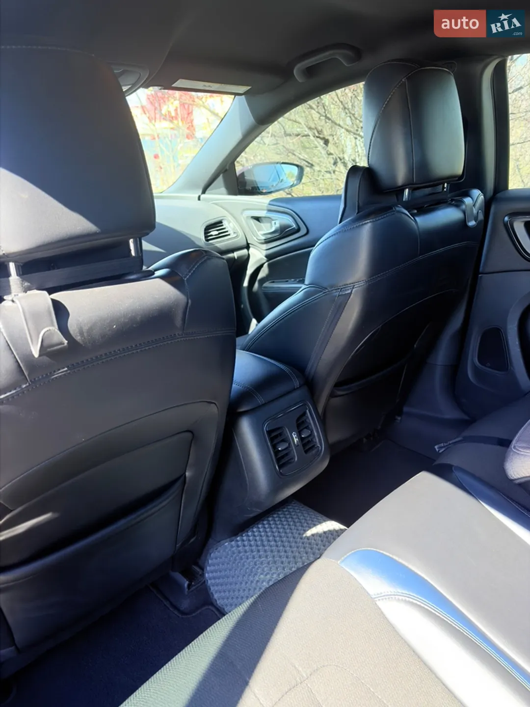 2015 Chrysler 200 - мініатюра 35
