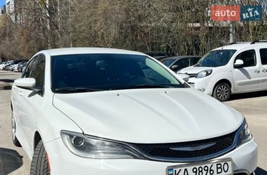 Седан Chrysler 200 2016 в Киеве