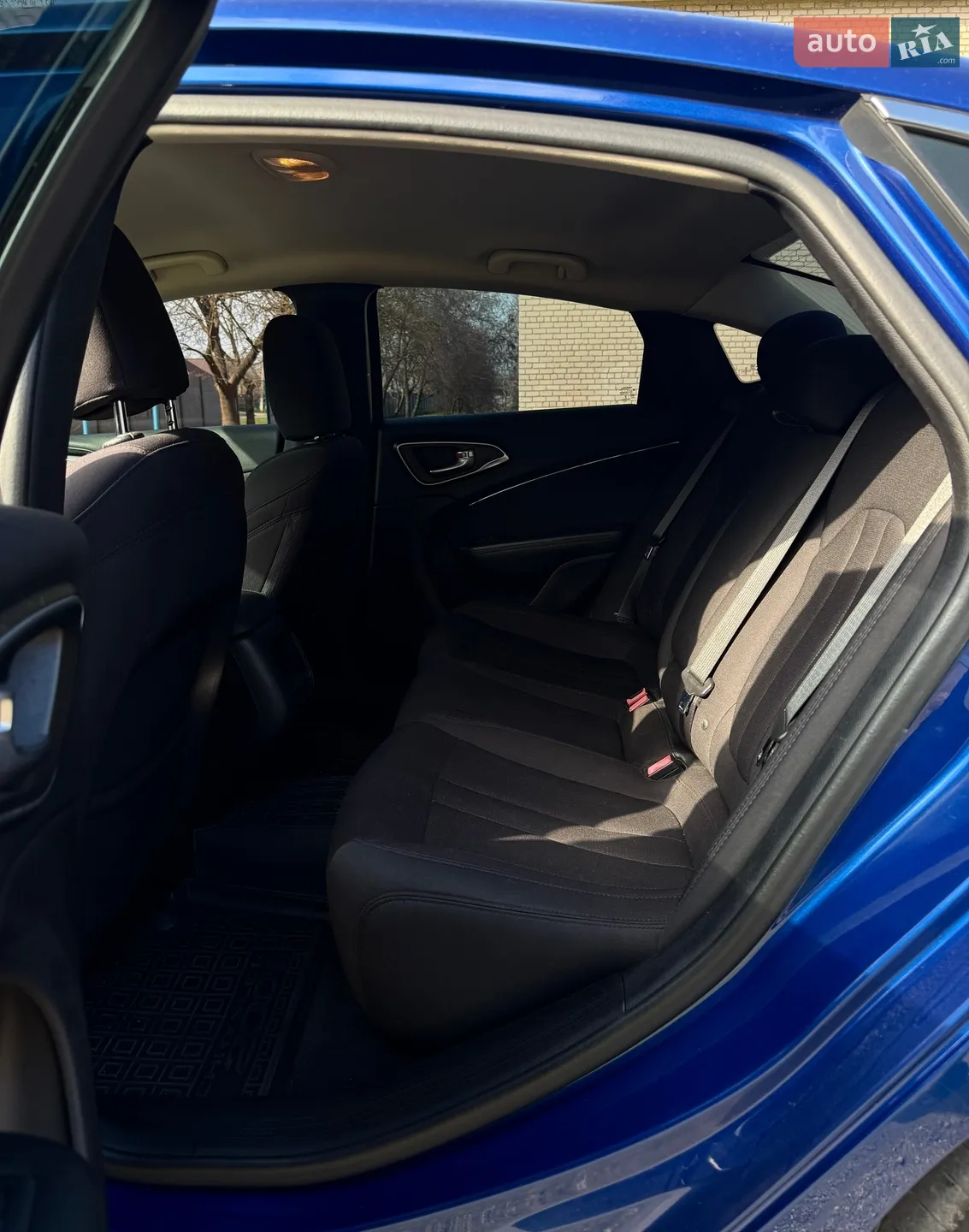 2014 Chrysler 200 - мініатюра 28