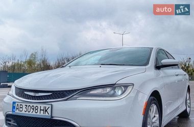 Седан Chrysler 200 2015 в Киеве