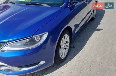 Седан Chrysler 200 2015 в Києві