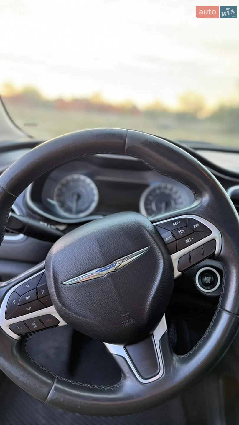 2014 Chrysler 200 - мініатюра 21