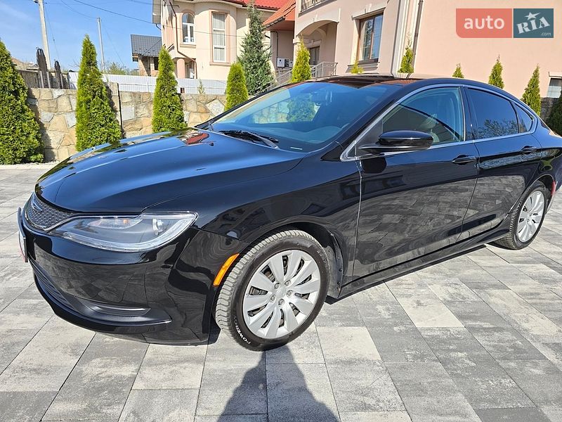 Chrysler 200 2015