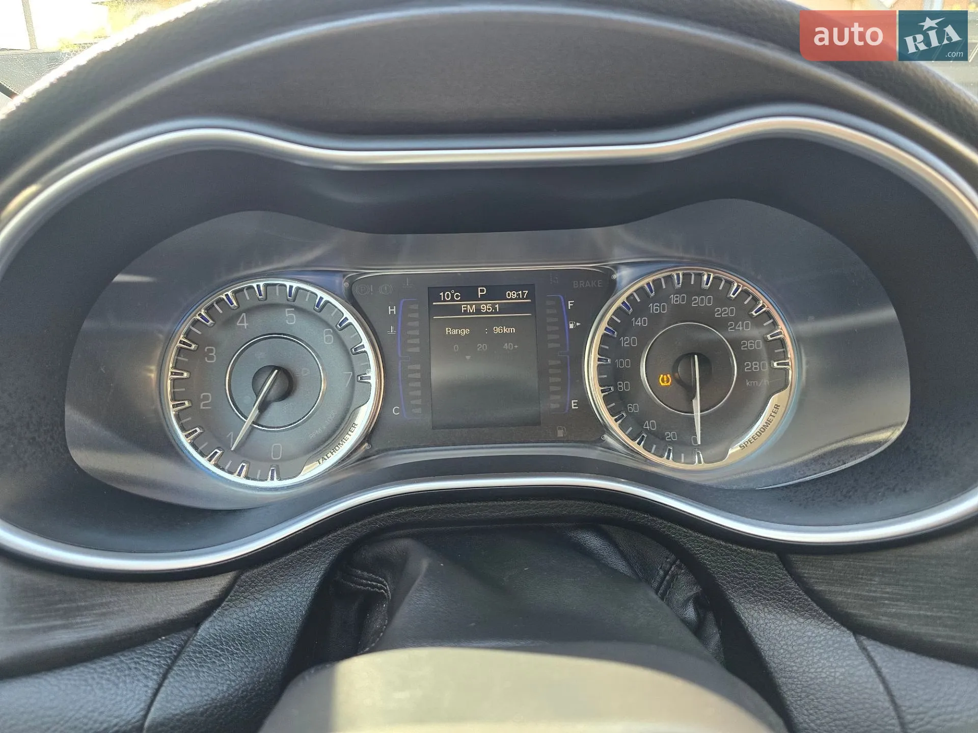 2015 Chrysler 200 - мініатюра 18