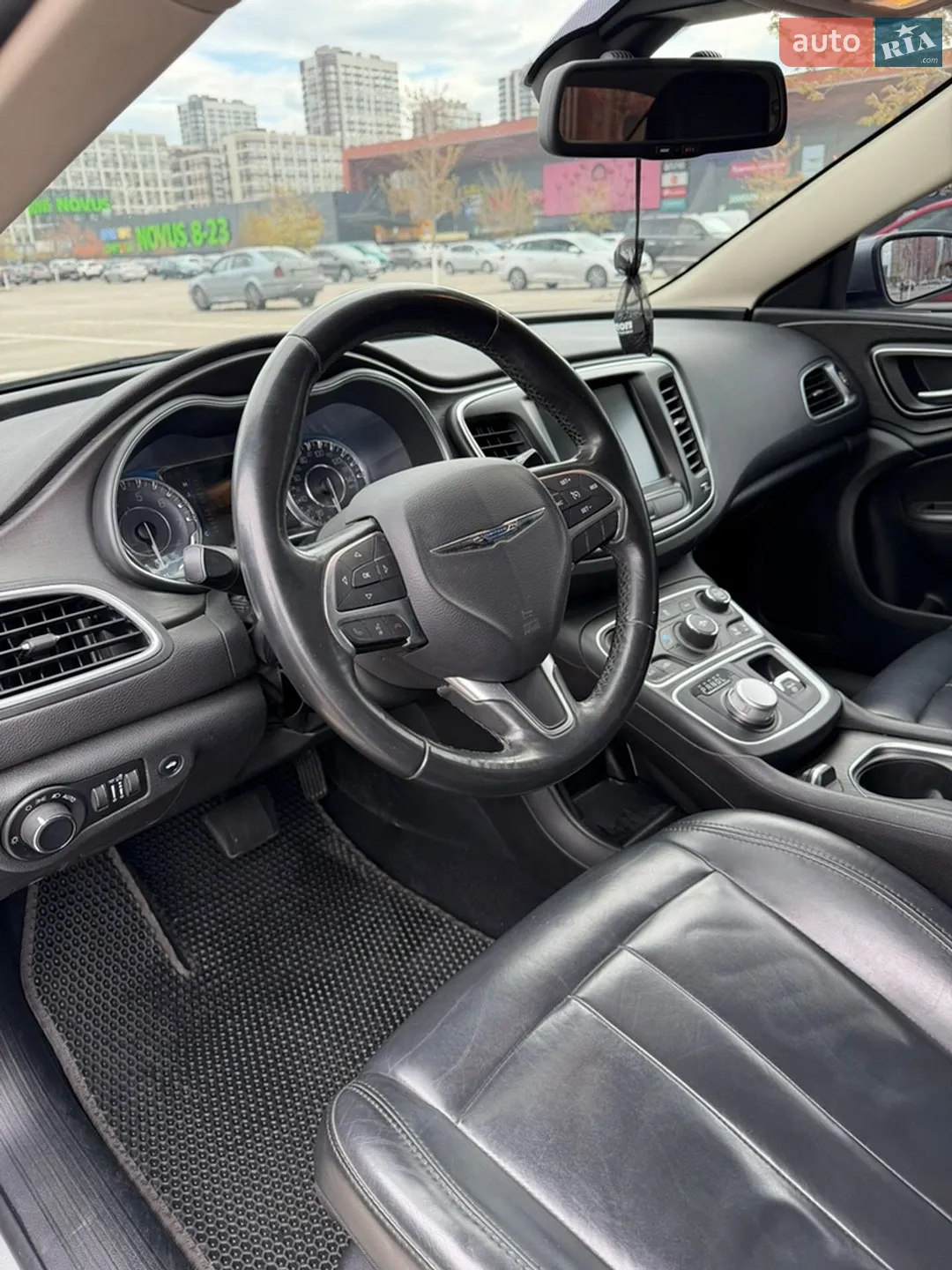 2016 Chrysler 200 - мініатюра 9