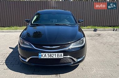 Седан Chrysler 200 2016 в Киеве