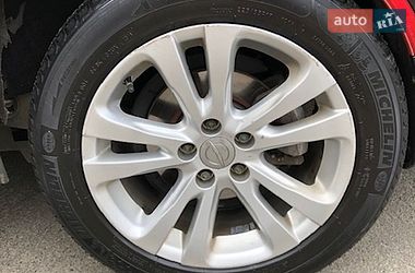 Седан Chrysler 200 2015 в Киеве