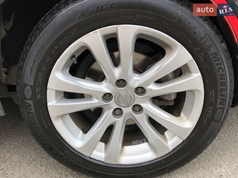 Седан Chrysler 200 2015 в Киеве