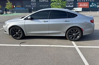 Седан Chrysler 200 2017 в Киеве