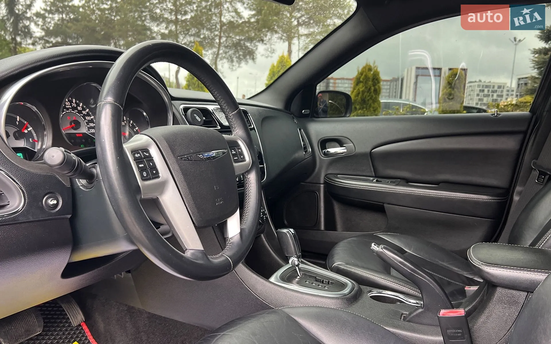 2013 Chrysler 200 - мініатюра 10