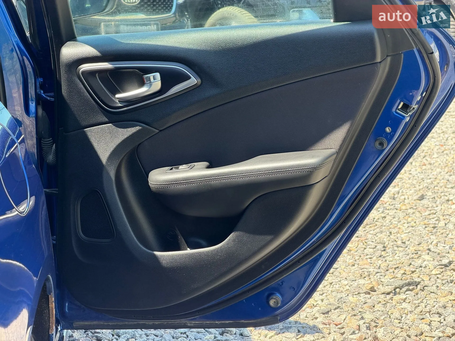 2015 Chrysler 200 - мініатюра 19