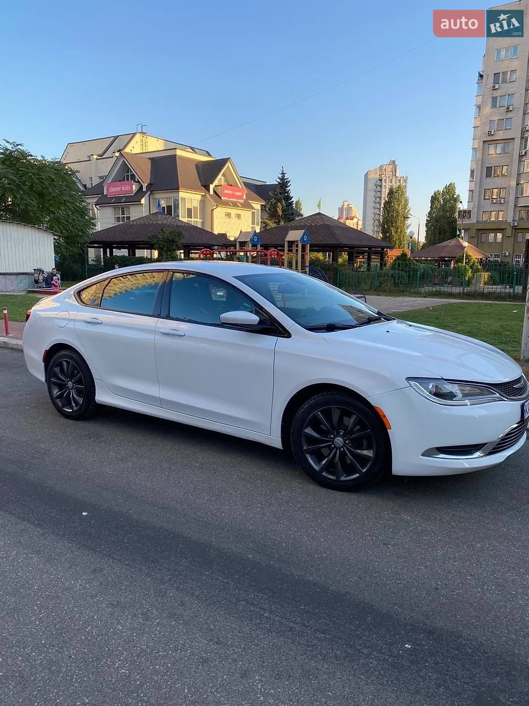 2014 Chrysler 200 - мініатюра 9