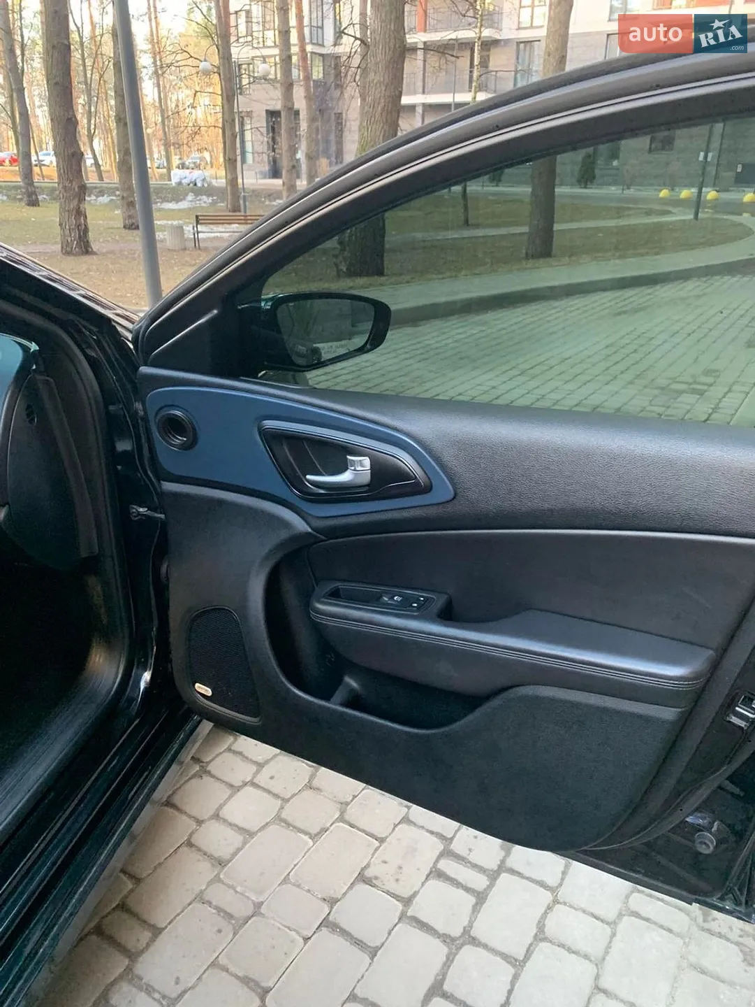 2014 Chrysler 200 - мініатюра 17