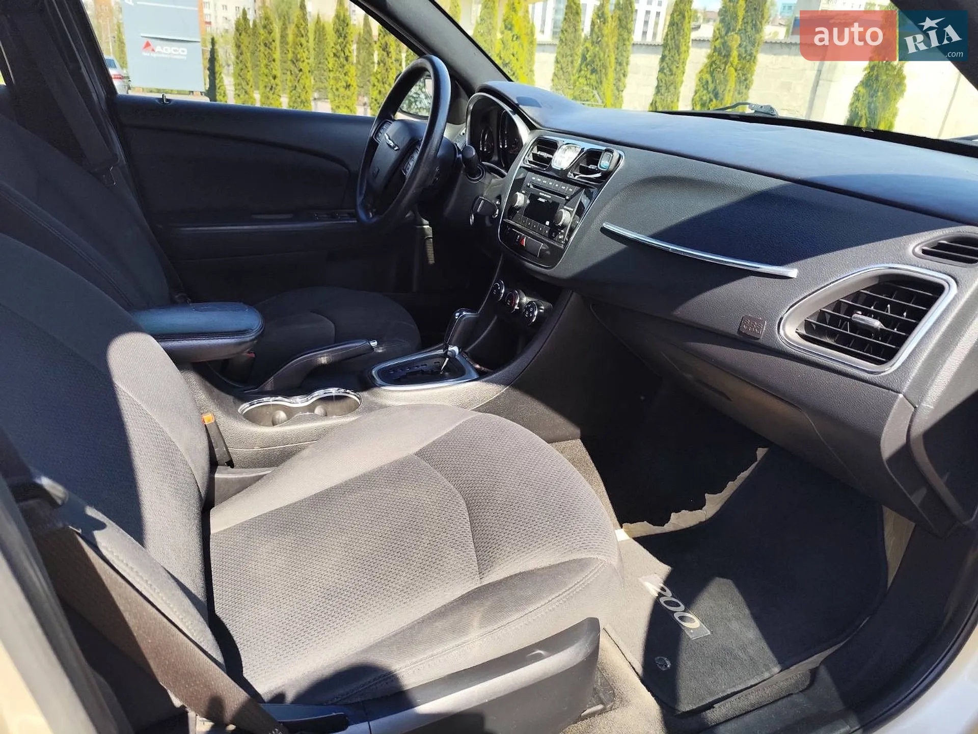 2014 Chrysler 200 - мініатюра 14