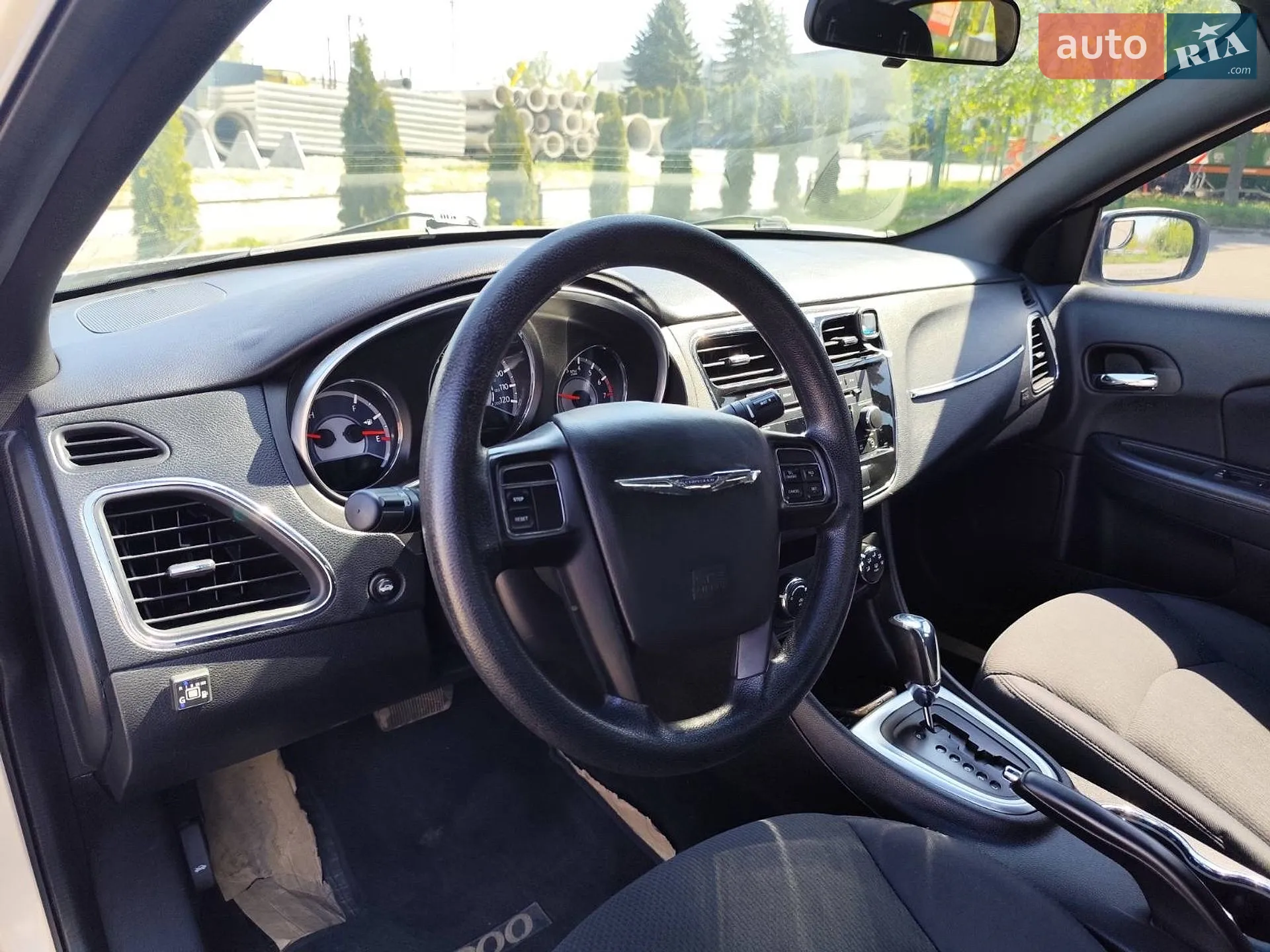 2014 Chrysler 200 - мініатюра 17