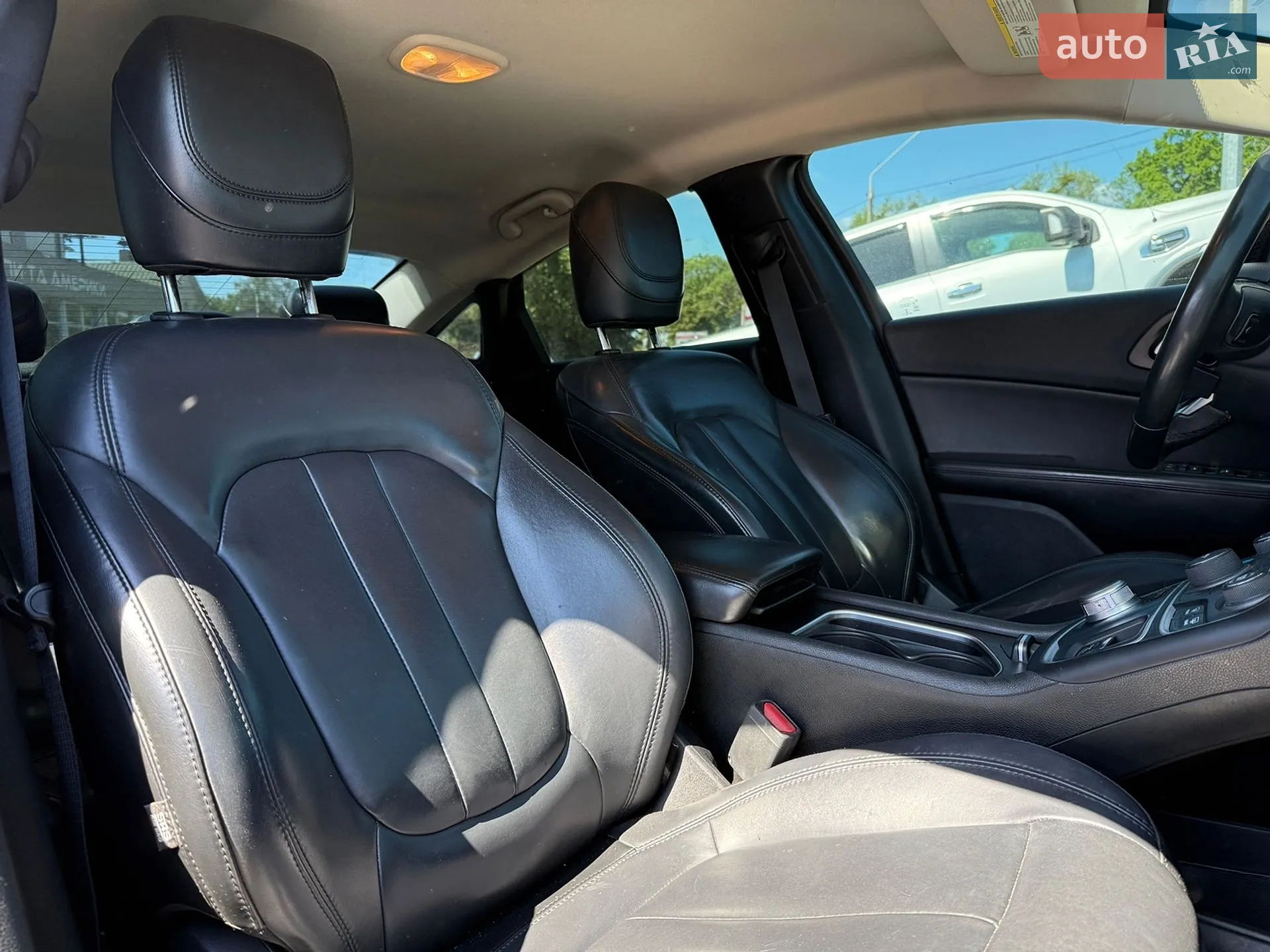 2016 Chrysler 200 - мініатюра 10