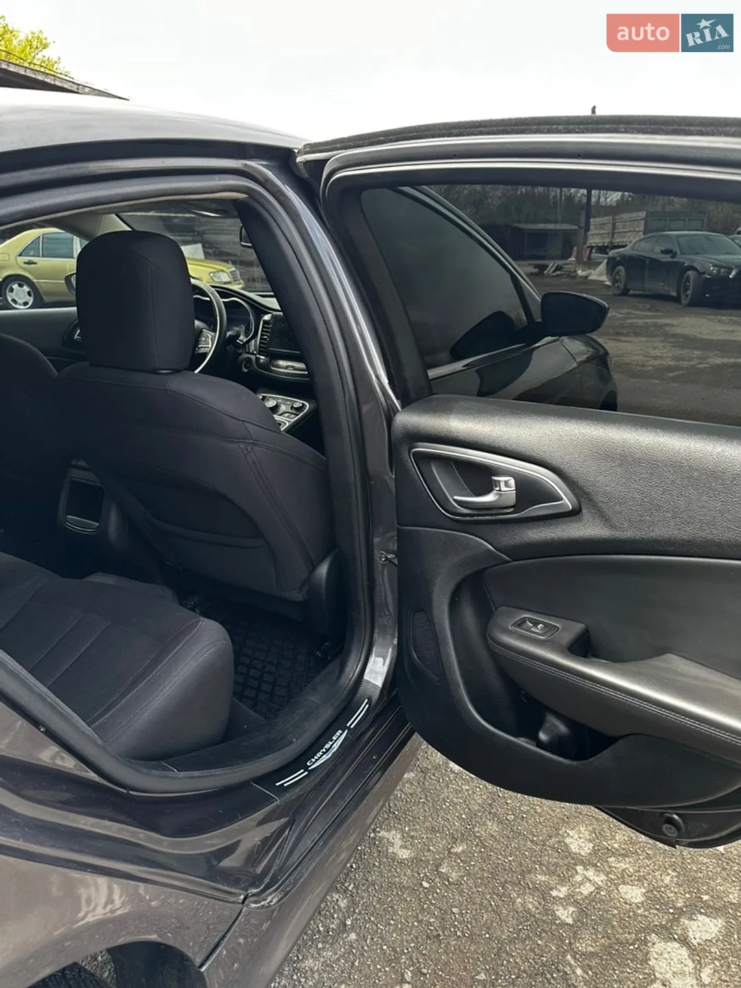 2015 Chrysler 200 - мініатюра 27