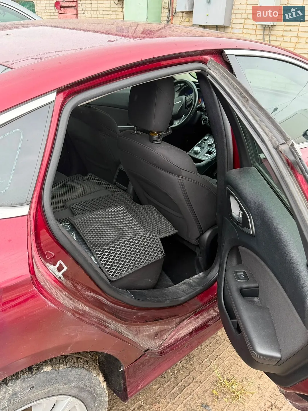 2015 Chrysler 200 - мініатюра 24