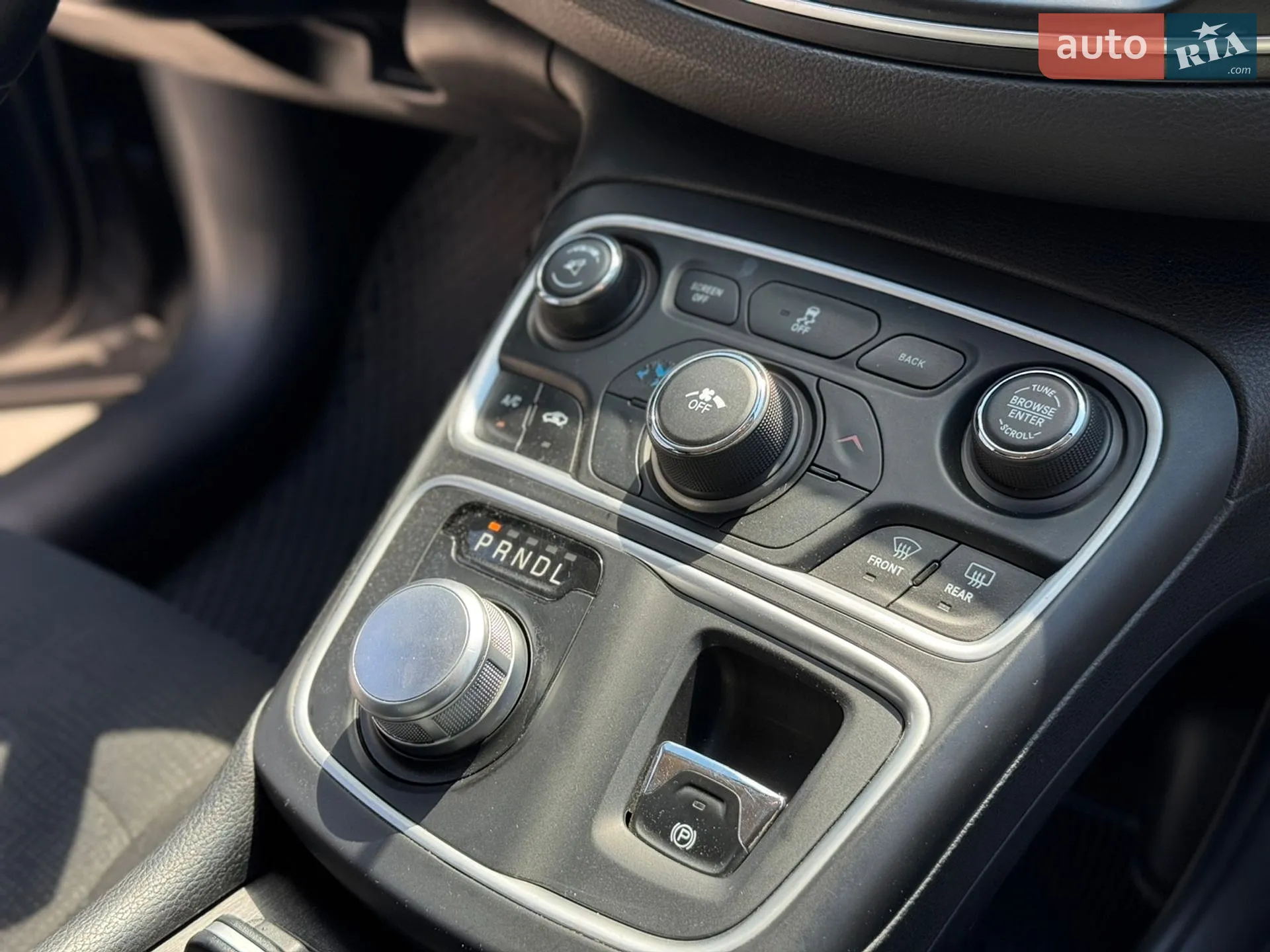 2016 Chrysler 200 - мініатюра 12