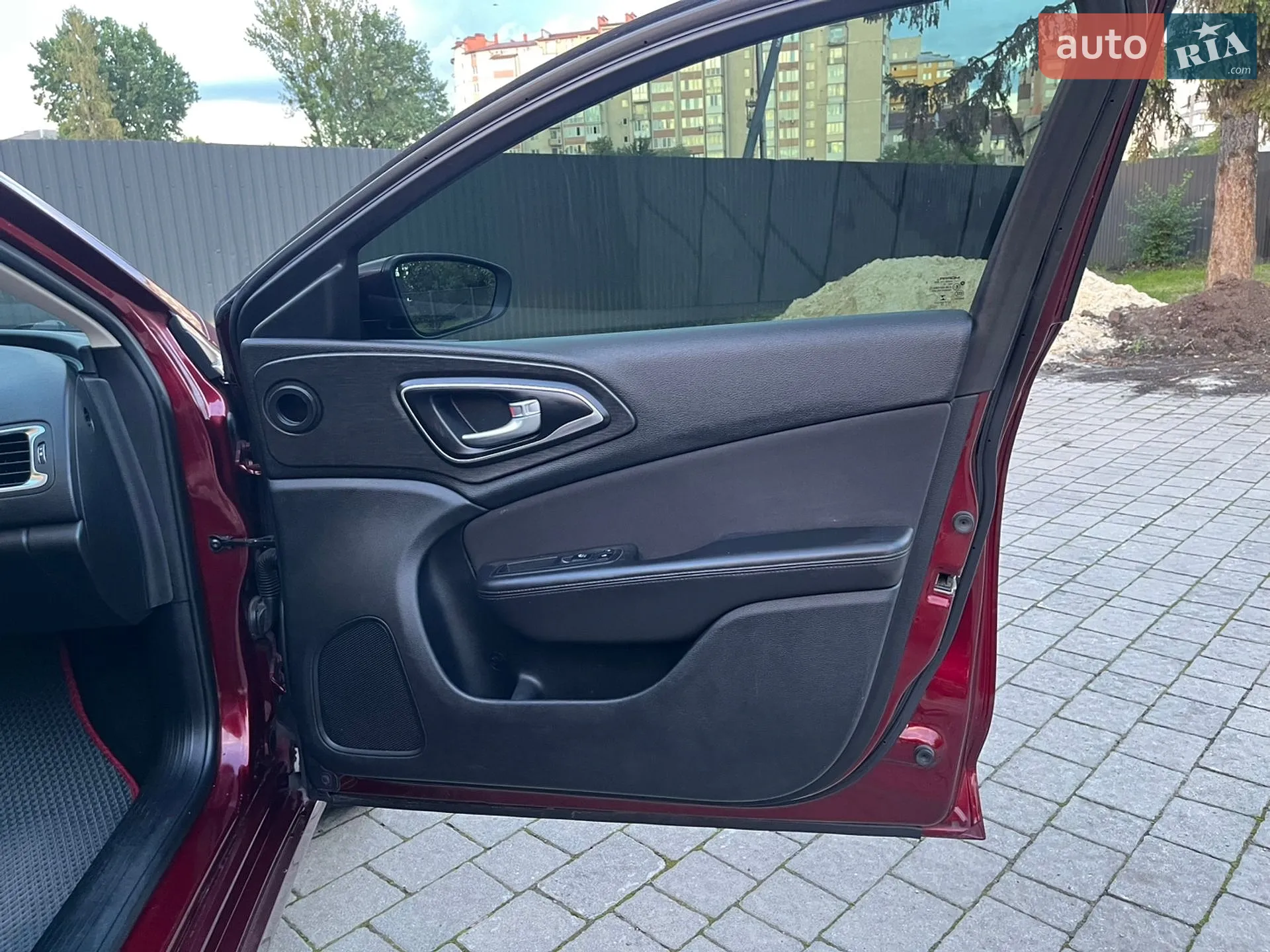 2015 Chrysler 200 - мініатюра 83