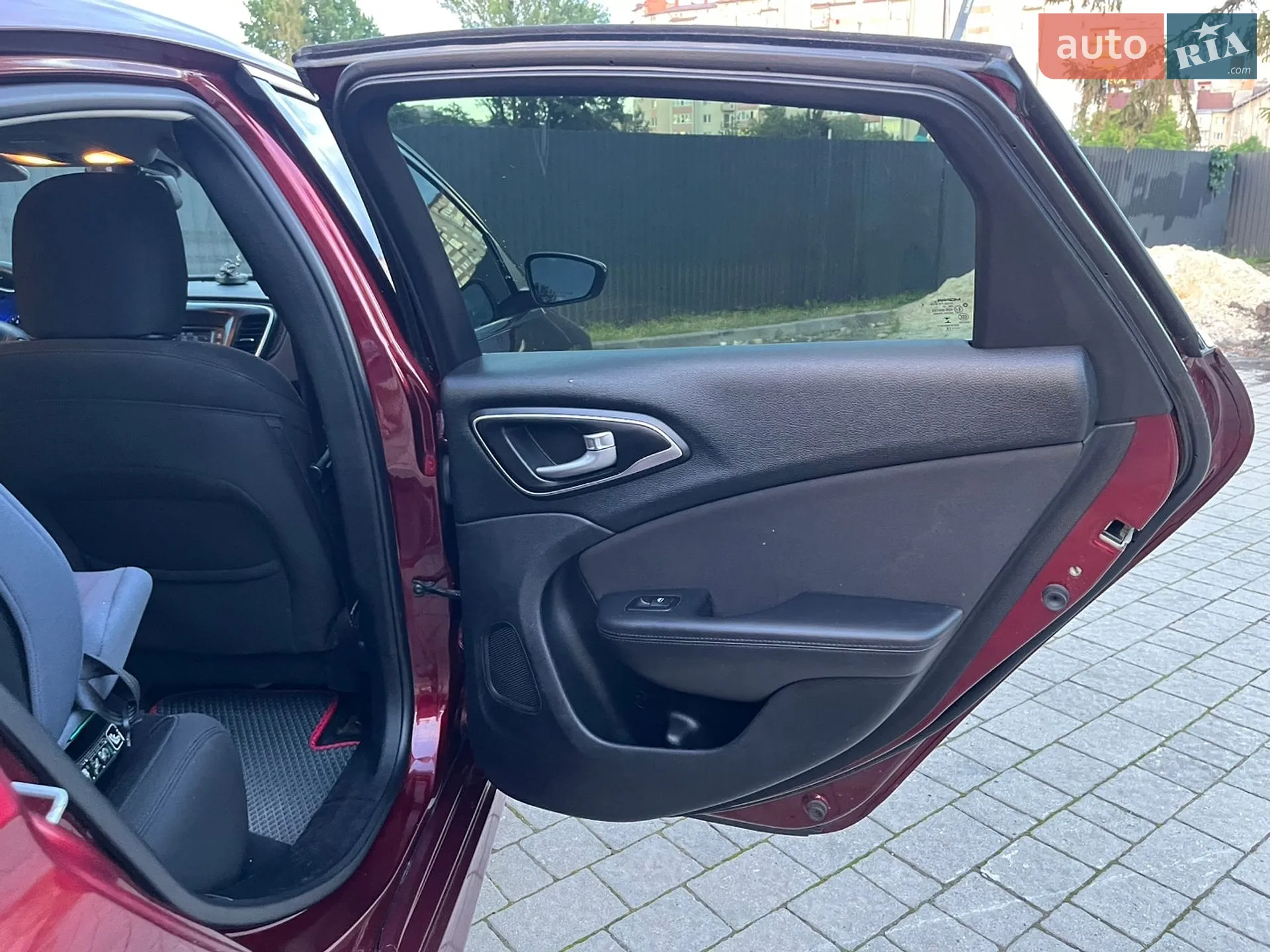 2015 Chrysler 200 - мініатюра 87