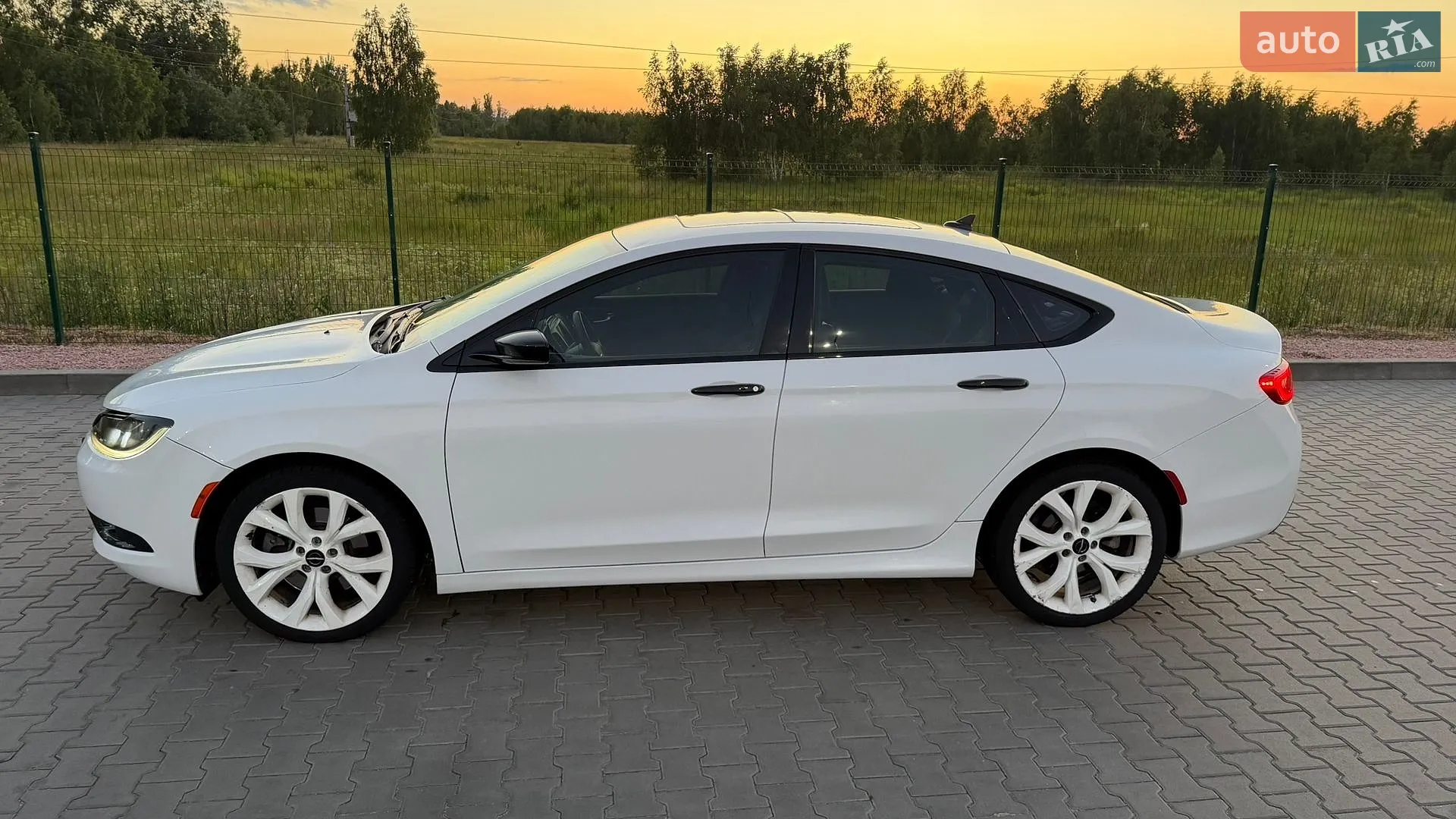 2015 Chrysler 200 - мініатюра 4