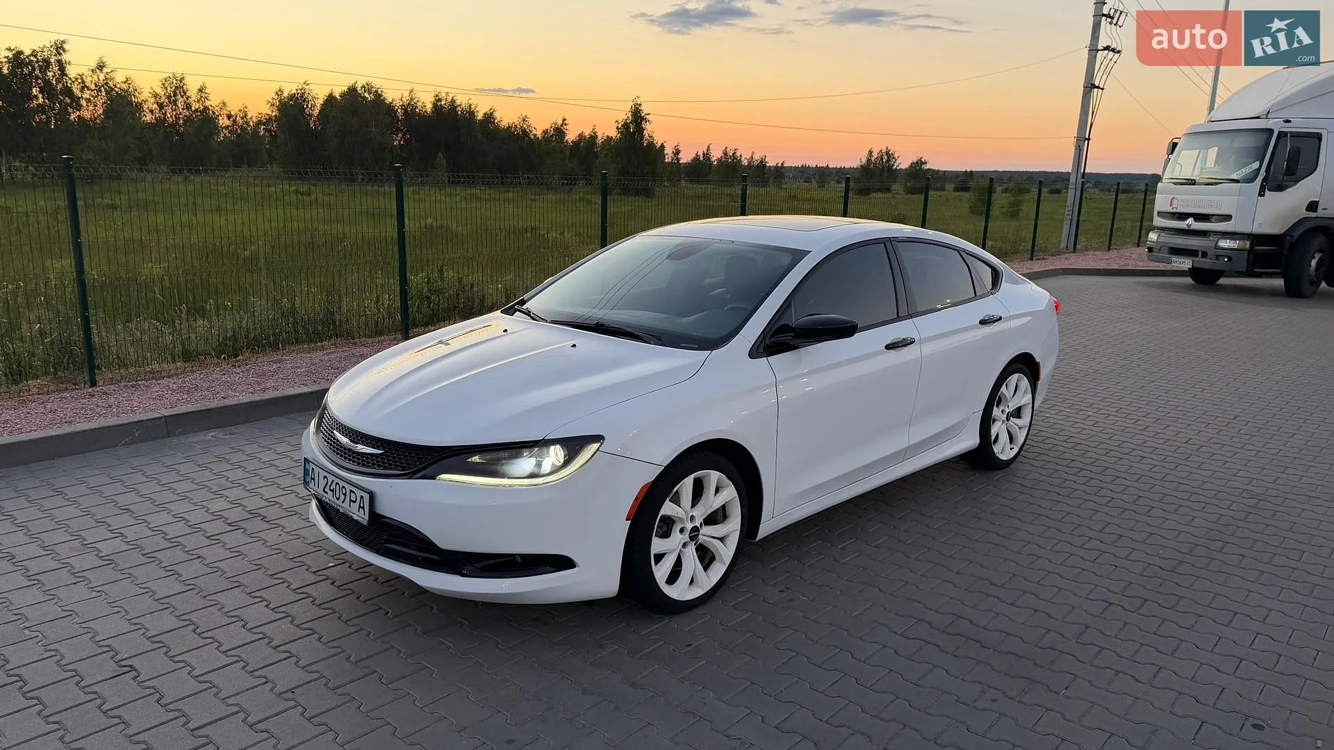 2015 Chrysler 200 - мініатюра 5