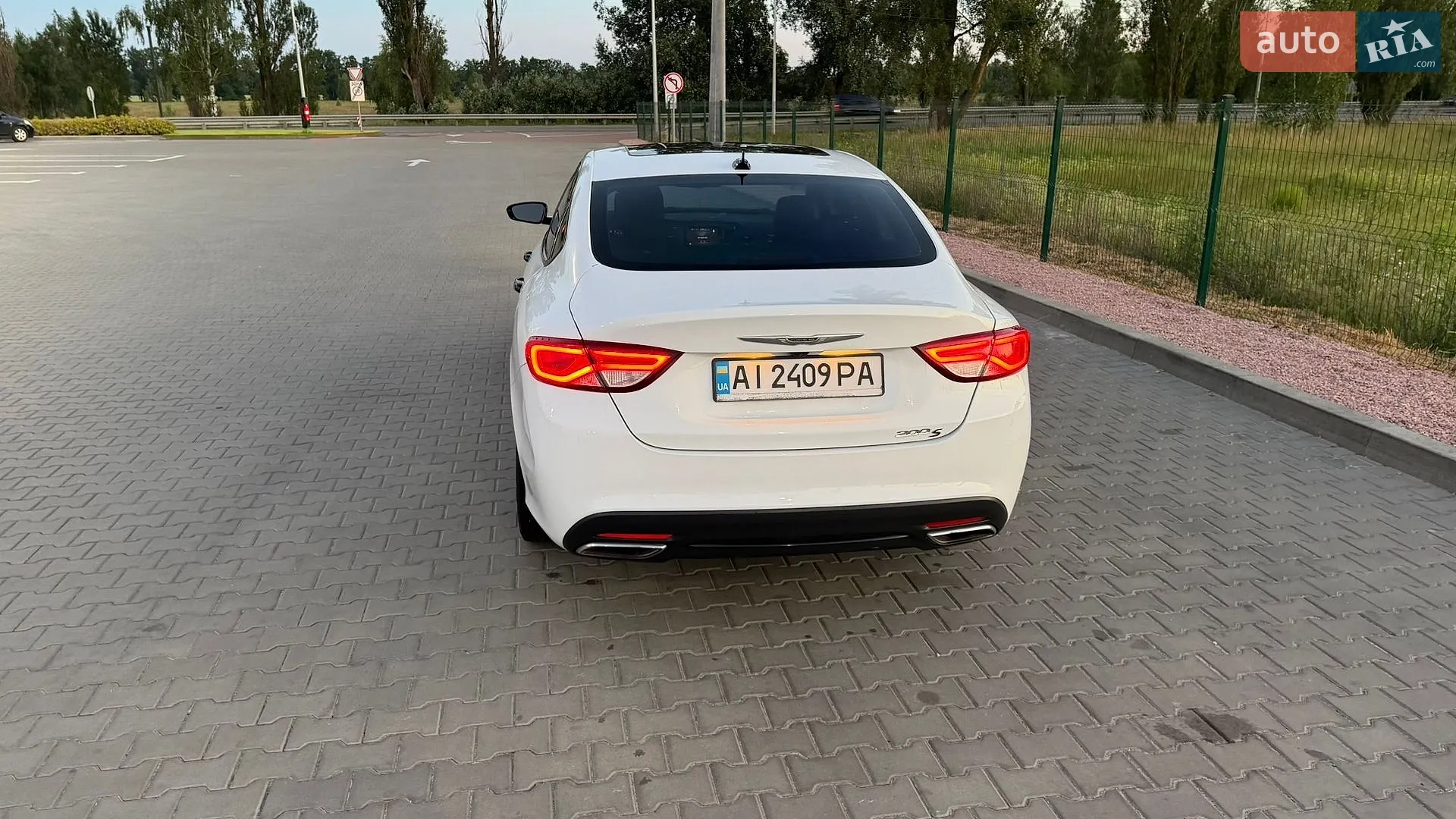 2015 Chrysler 200 - мініатюра 19