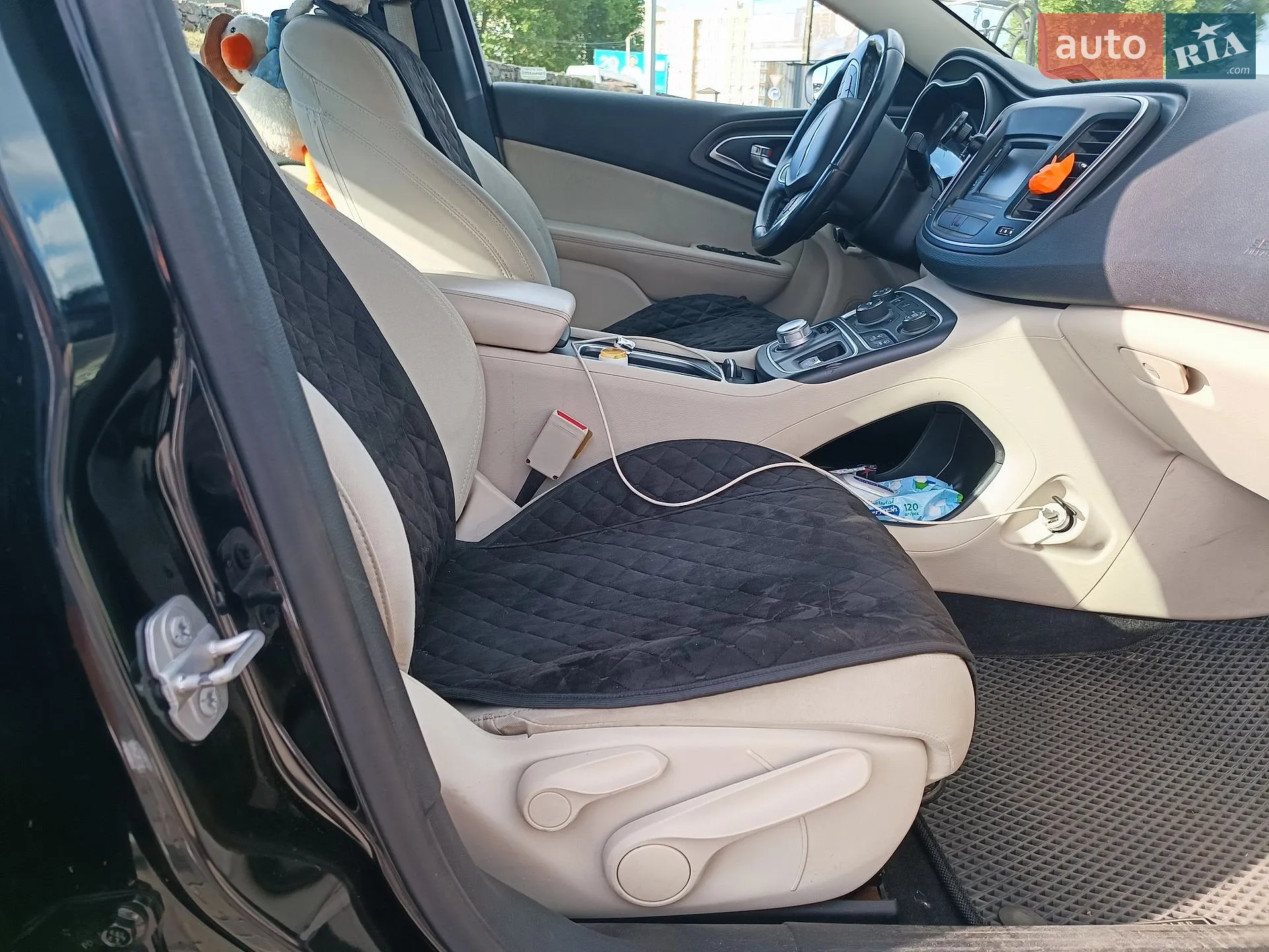 2014 Chrysler 200 - мініатюра 9