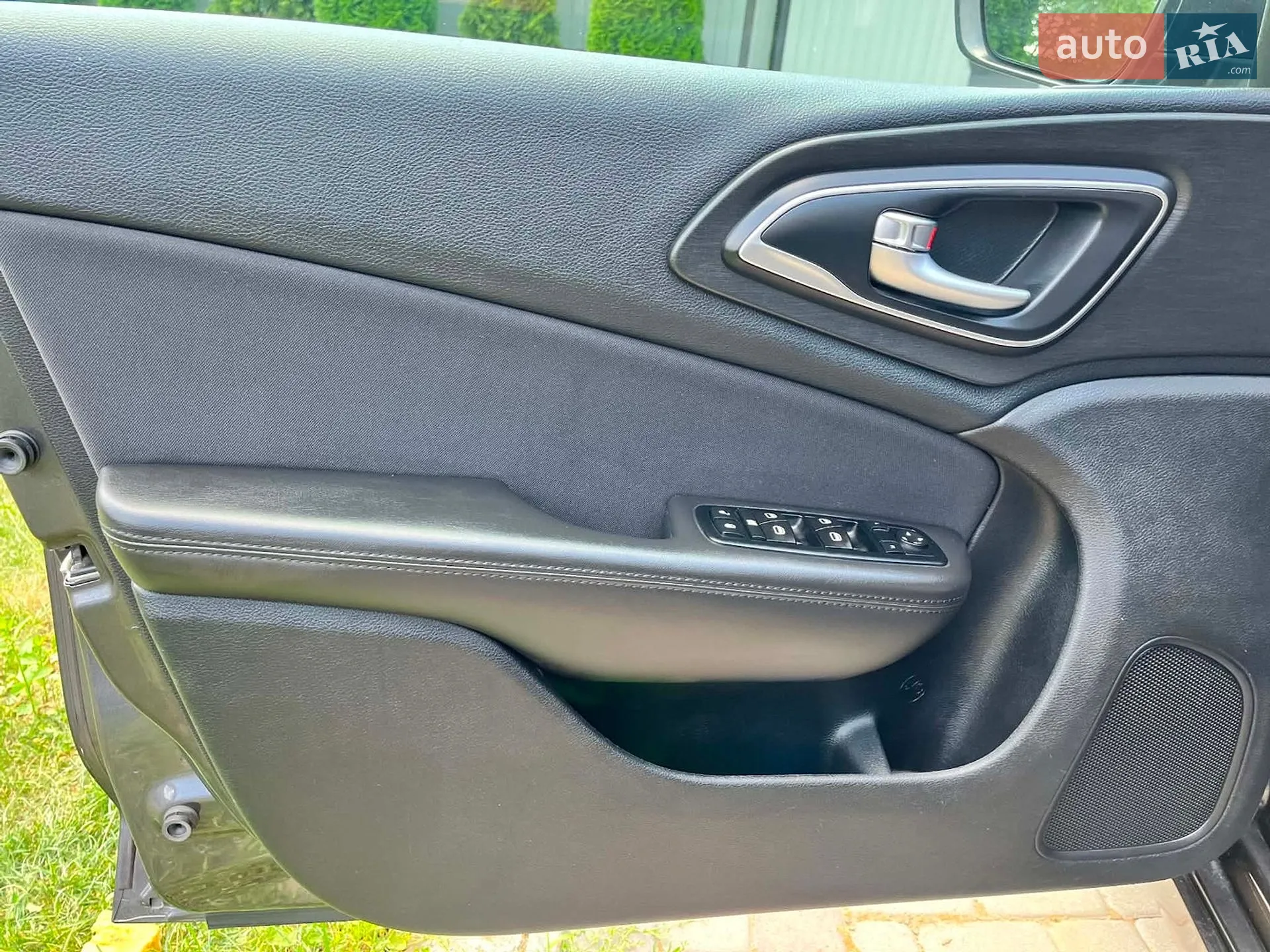 2014 Chrysler 200 - мініатюра 5