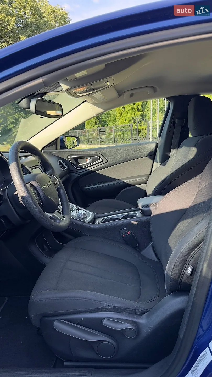 2015 Chrysler 200 - мініатюра 9