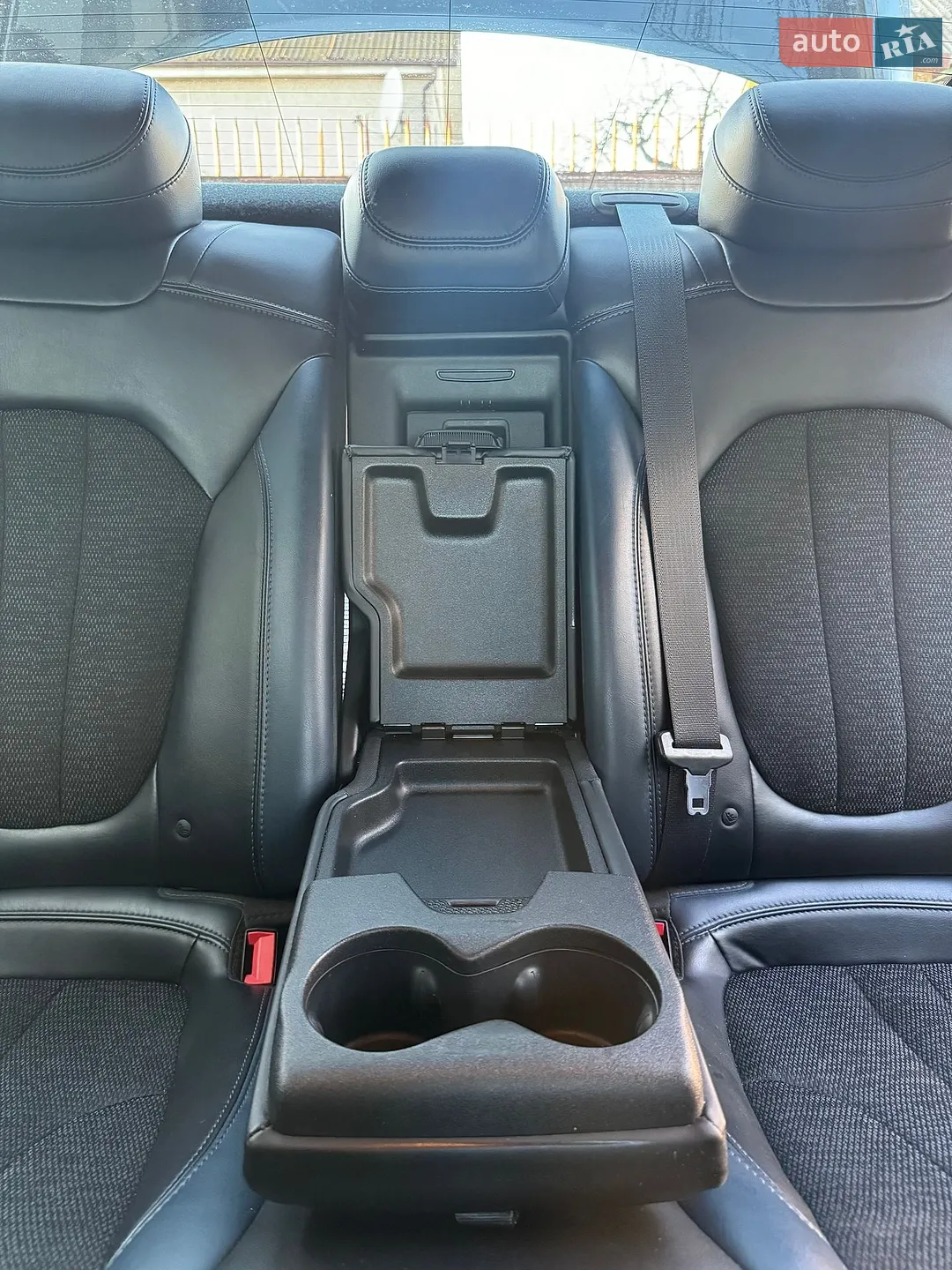 2015 Chrysler 200 - мініатюра 9