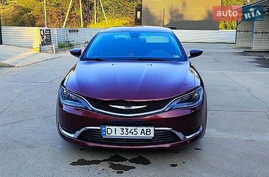 Седан Chrysler 200 2015 в Бориславе