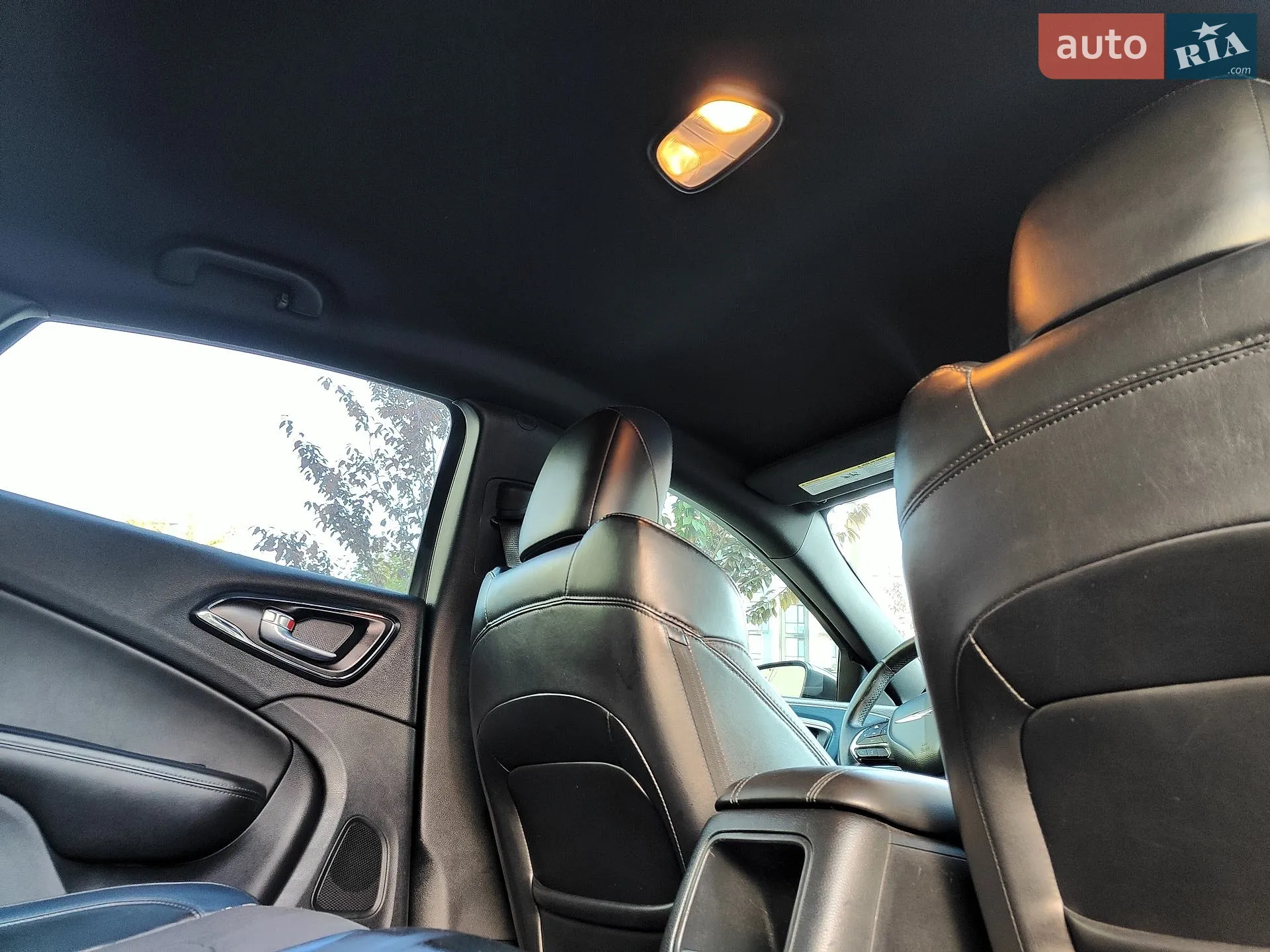 2014 Chrysler 200 - мініатюра 63