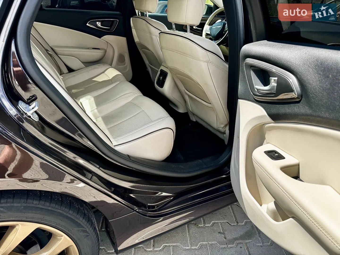 2014 Chrysler 200 - мініатюра 13