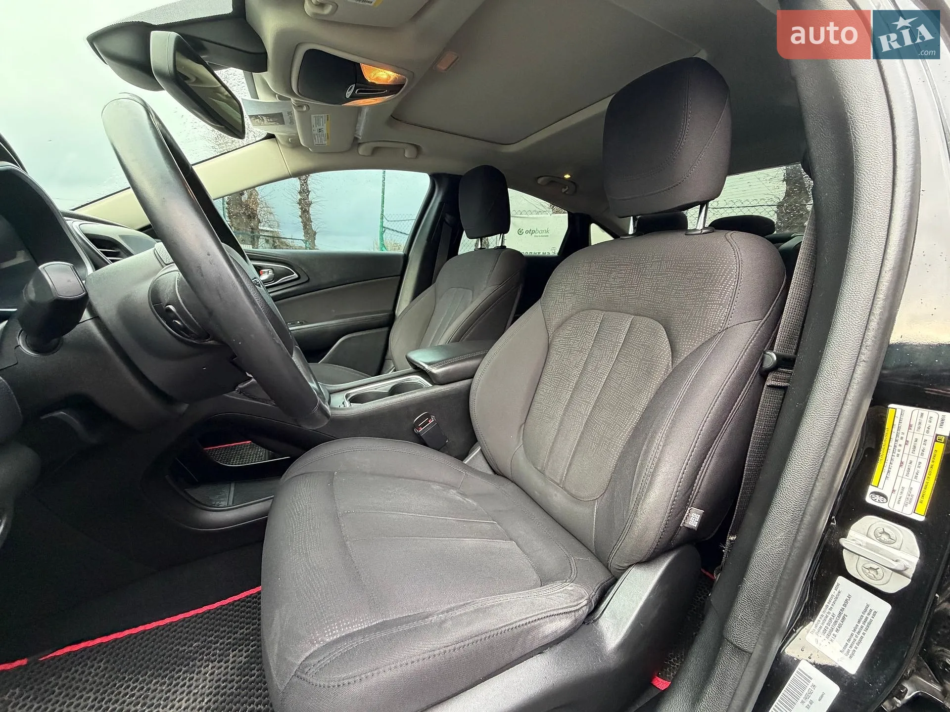 2014 Chrysler 200 - мініатюра 40