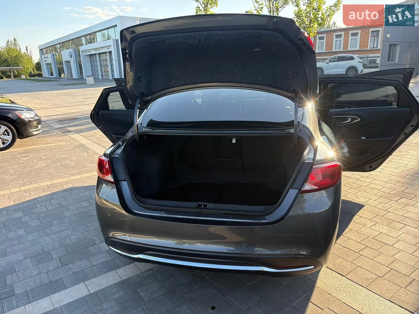 2016 Chrysler 200 - мініатюра 14